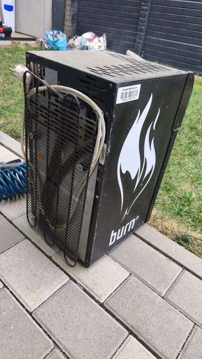Mini frigider Burn