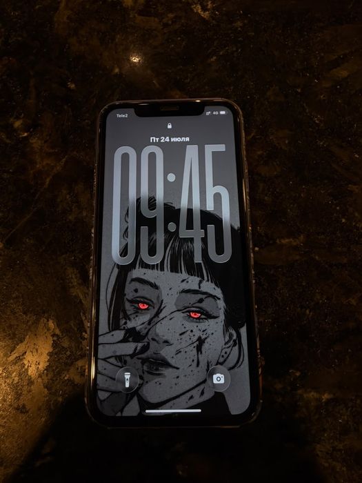Продам Iphone 11
