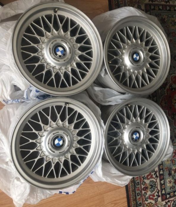 Продам диски оригинал р16 размер 4/100