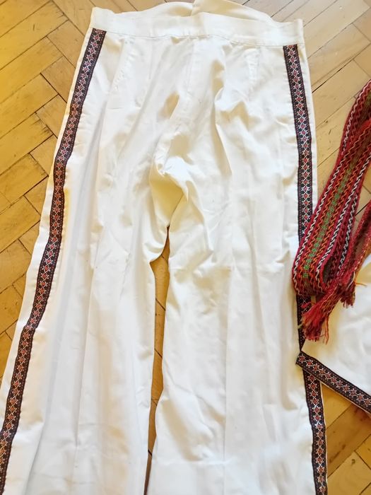 Costum popular traditional vechi baiat