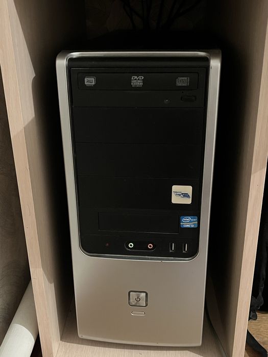 Компьютер монитор