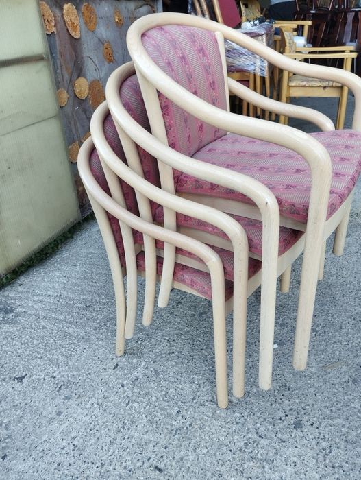 Дървени столове А136