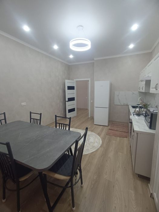 2 комн квартира, район М.Маметова