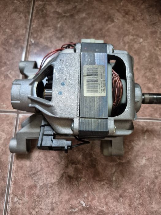 piese de schimb sh in stare bună  Indesit WP 100