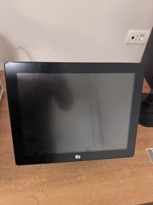 POS cu touchscreen ELO ESY15E3
