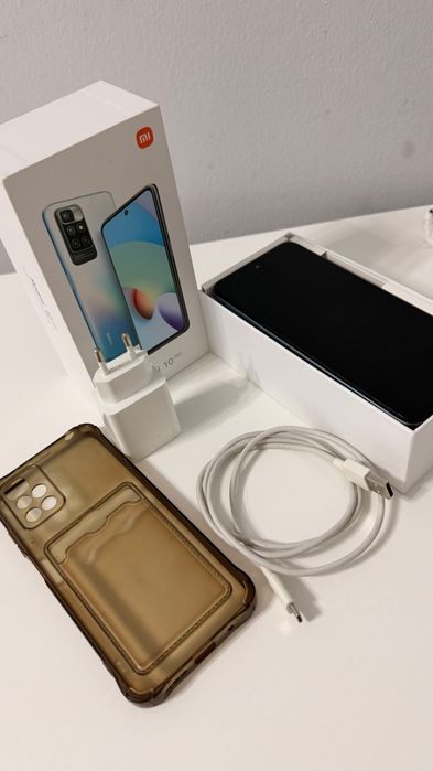 Телефон Redmi 10