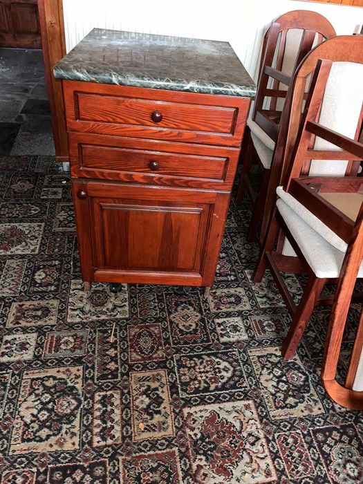 Шкафове за посуда.