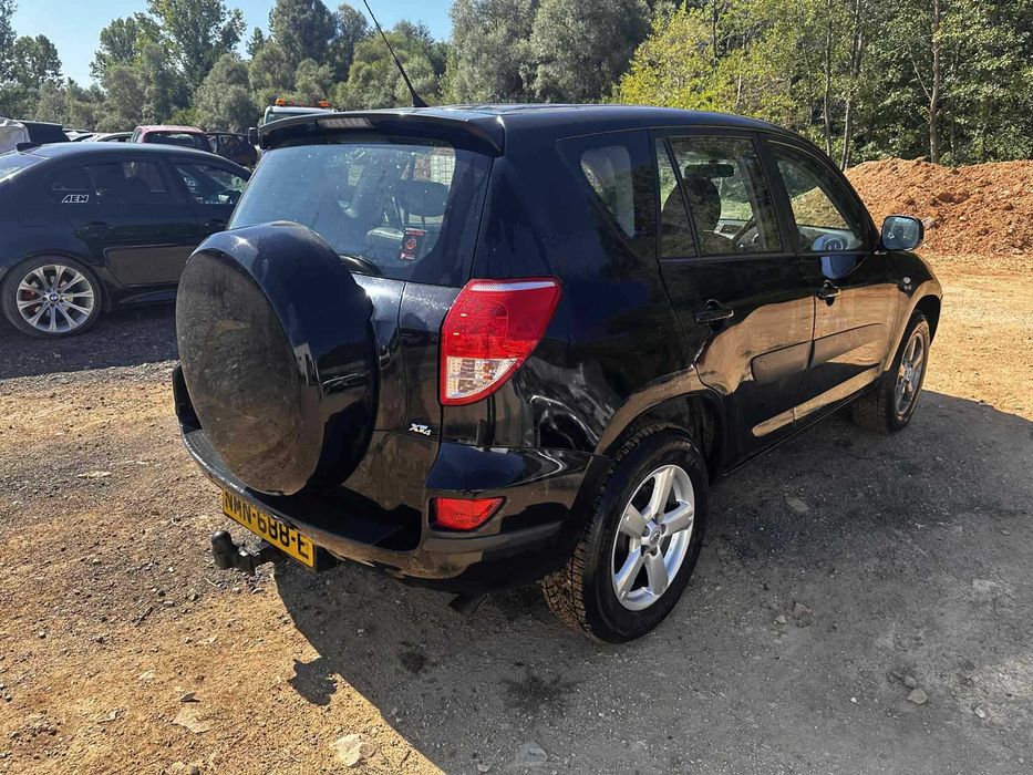 На части: Toyota RAV4 2.2 D4D 136 к с  2007