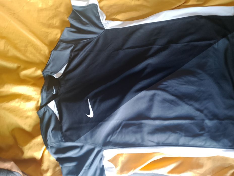 Чисто нови тениска иNike от 158 до 170см