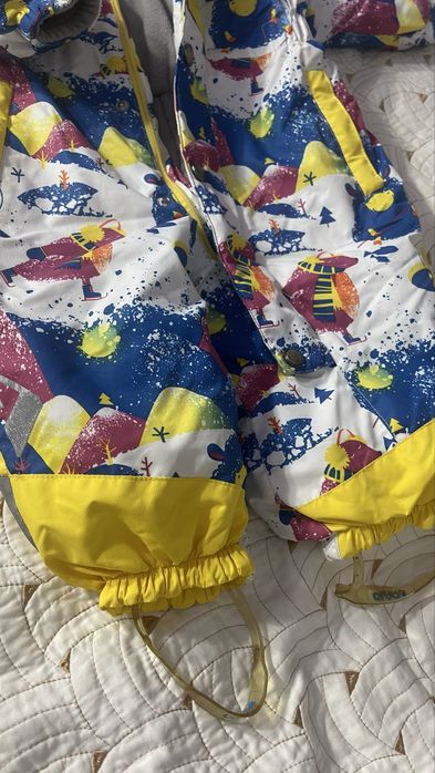 Продам детский комбинезон (зима-весна)