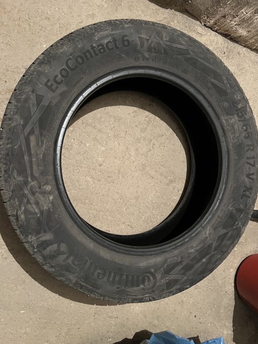 Set 4 anvelope de vara Continental 215/65/R17 V XL