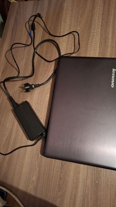Продам ноутбук Lenovo z 570