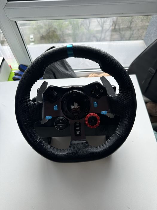 игровой руль Logitech g29 и педали logitech