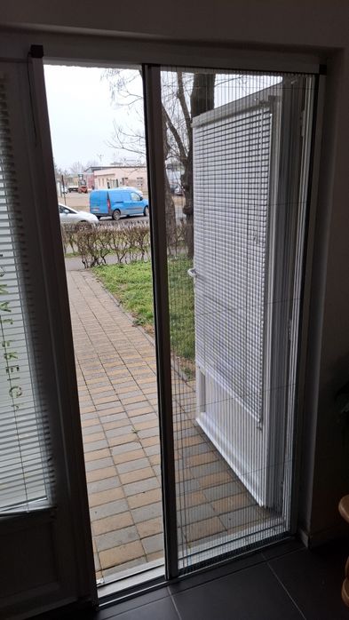 plase impotriva insectelor