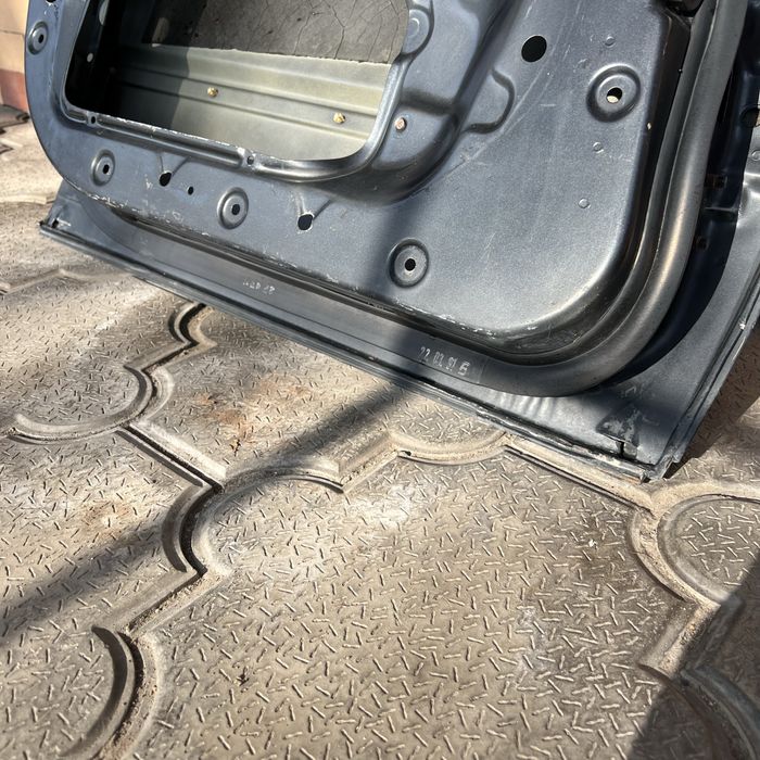 Дверь задняя bmw e34 бмв е34