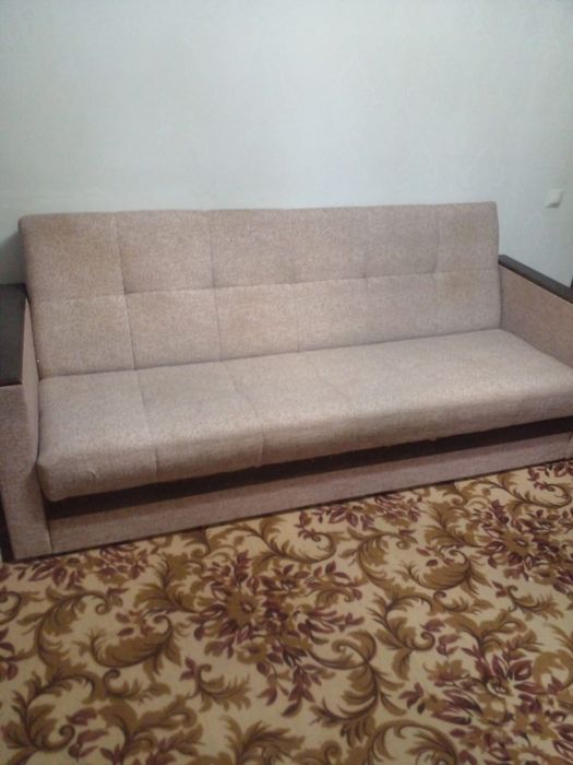 Продам диван с креслом