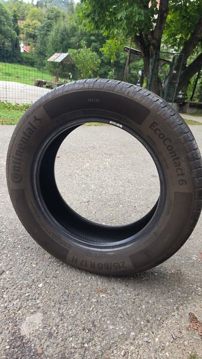 Anvelopă continental de vară 215 60 r17