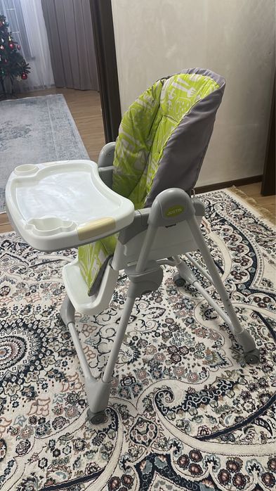 Стол для кормления.