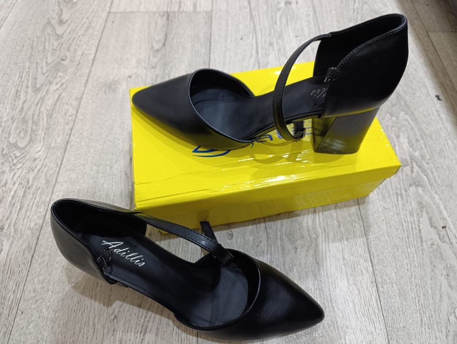 Продаю новые туфли