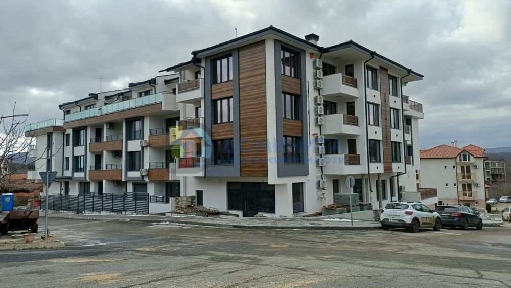 Продава се Двустаен апартамент в Царево - 87 кв.м за 580 €/кв.м - Снимка #23