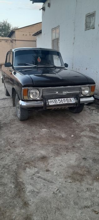 Maskevich 412 qora rangda