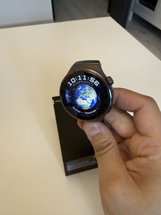 Huawei watch 4 pro Space Edition