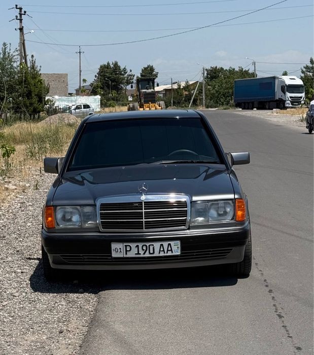 Mercedes Bens E190