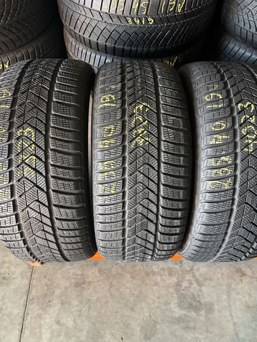 Anvelope Iarna 235/40/19 Pirelli SottoZero 3 235 40 19 R19