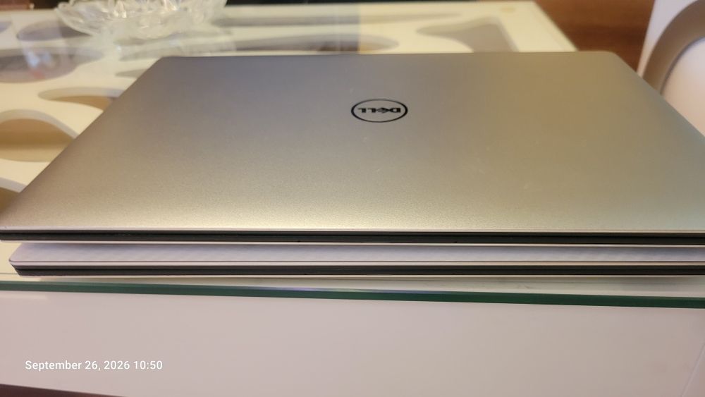 2 бр. Dell XPS 15 9550 на части (i7-6700HQ, 4K Touch + FHD, 32GB RAM, GTX 960M, 97Wh батерия)