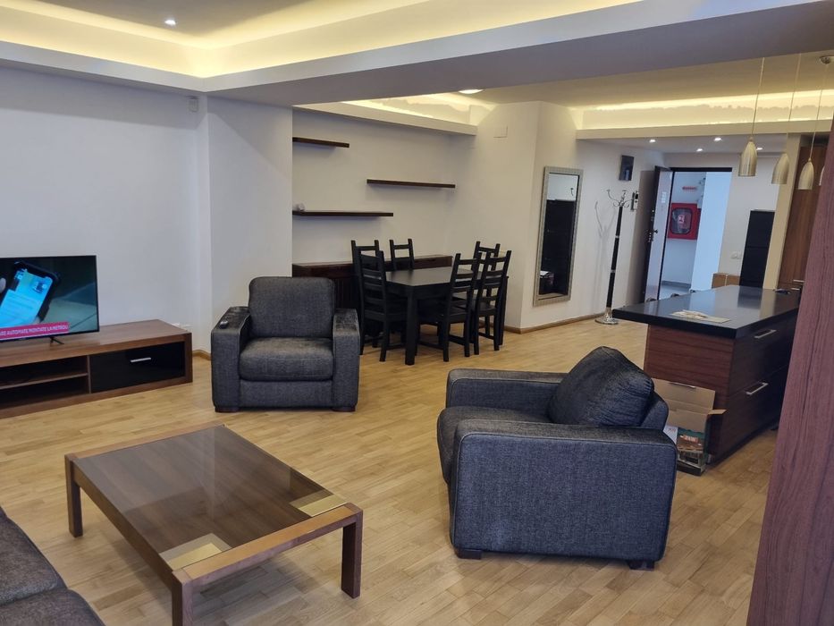 Apartament 3 camere str Polona