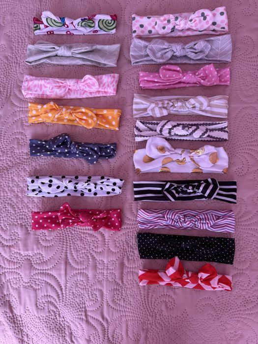 Детски шапки и ленти за момиче