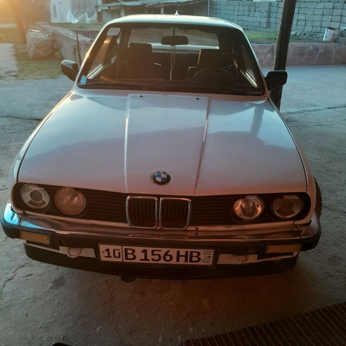 Прадю Автомобиль