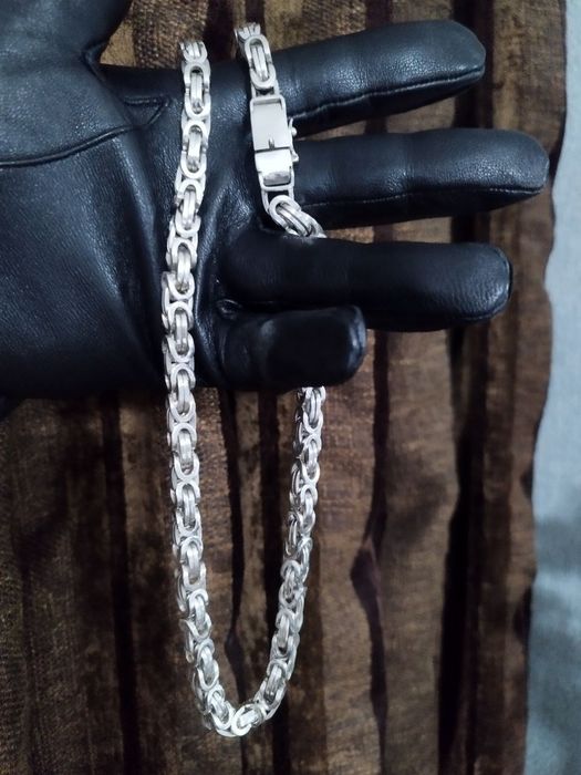 Цепь серебренная вес 223 грамм