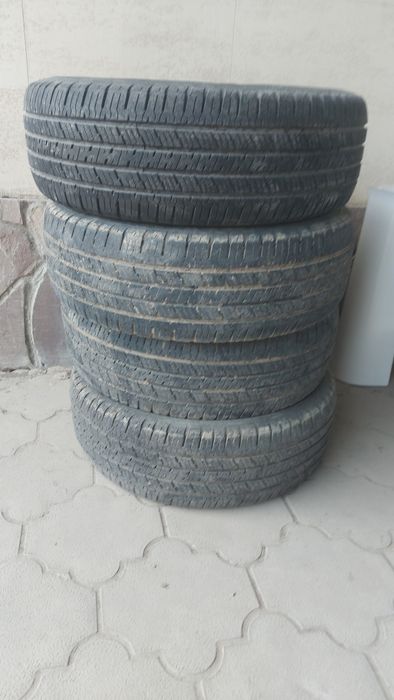 Продам 3покрышки недорого