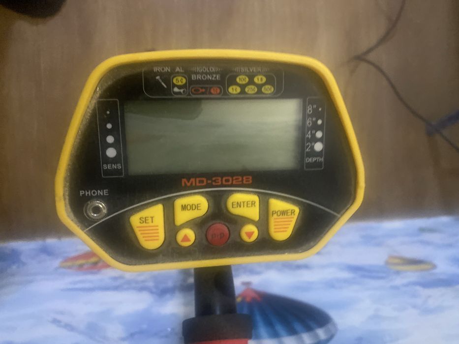 Металоискатель продам