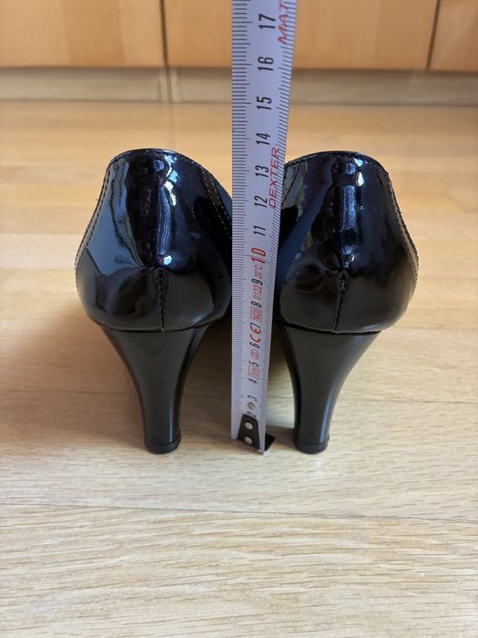 Pantofi piele intoarsa si piele lacuita