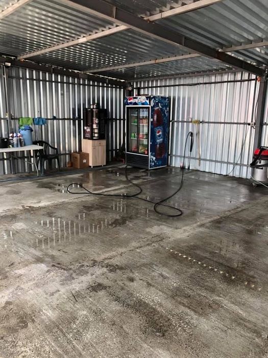 Hala metalica dimensiune 8x9 m