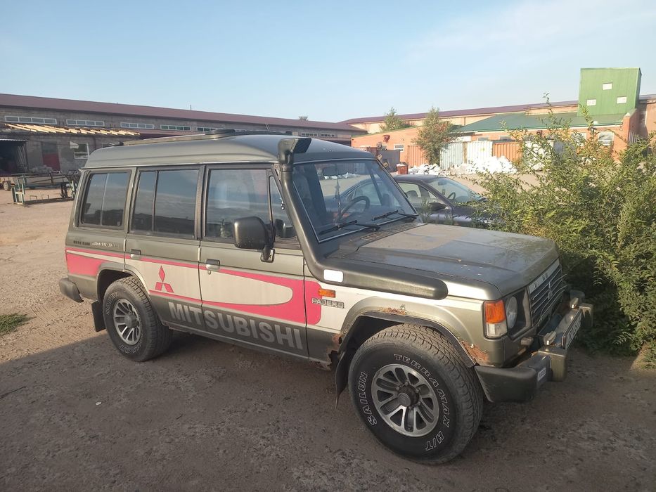 Митсубиси паджеро