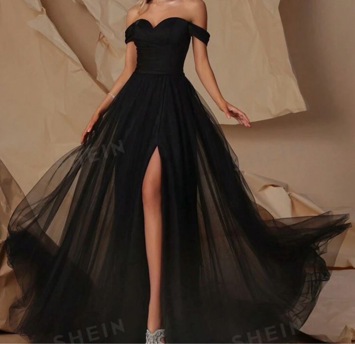 Официална рокля