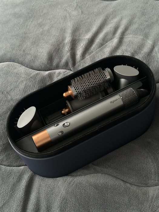 Dyson Airwrap long