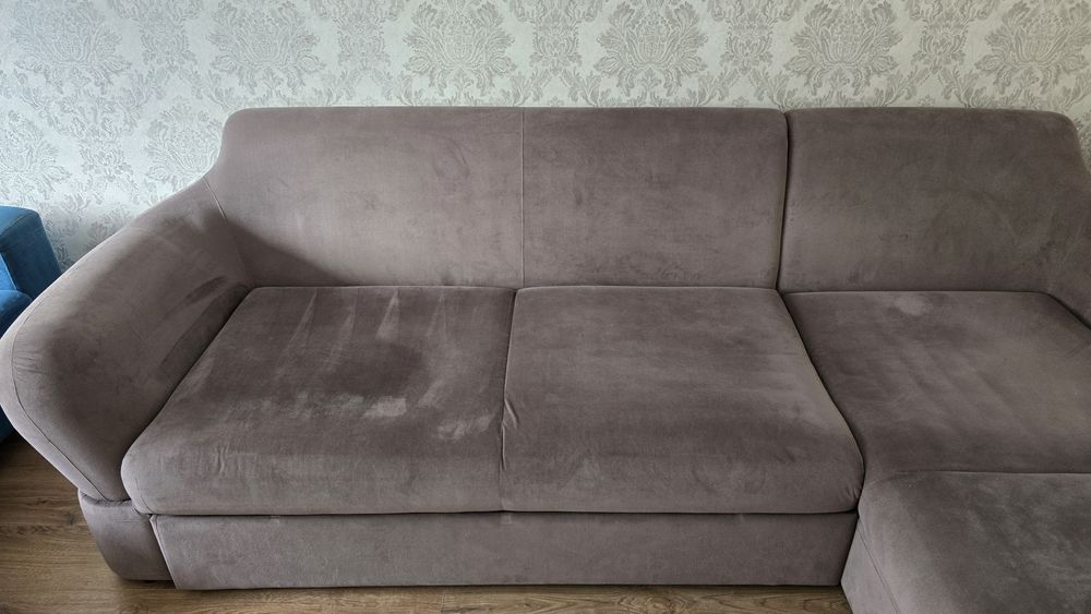 Продам диван 2,83 х 1.78 м