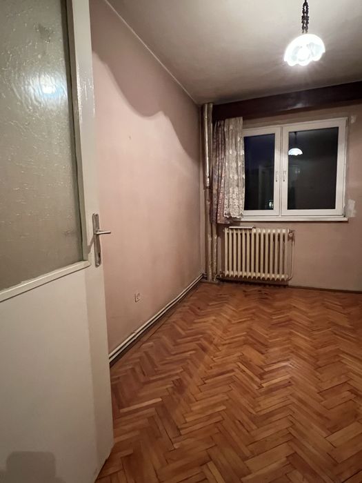 Apartament 2 camere in Deva , decomandat , etaj 1