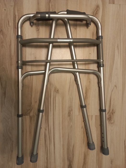 Продавам Проходилка