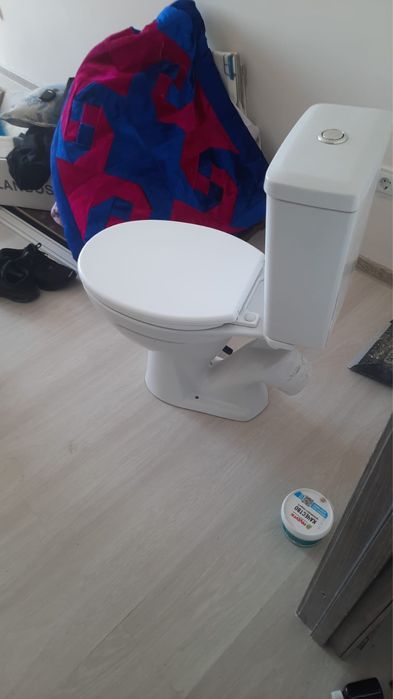 Продам унитаз в хорошем состоянии