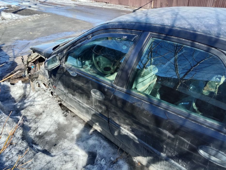 Reno лагуна 1  поколения