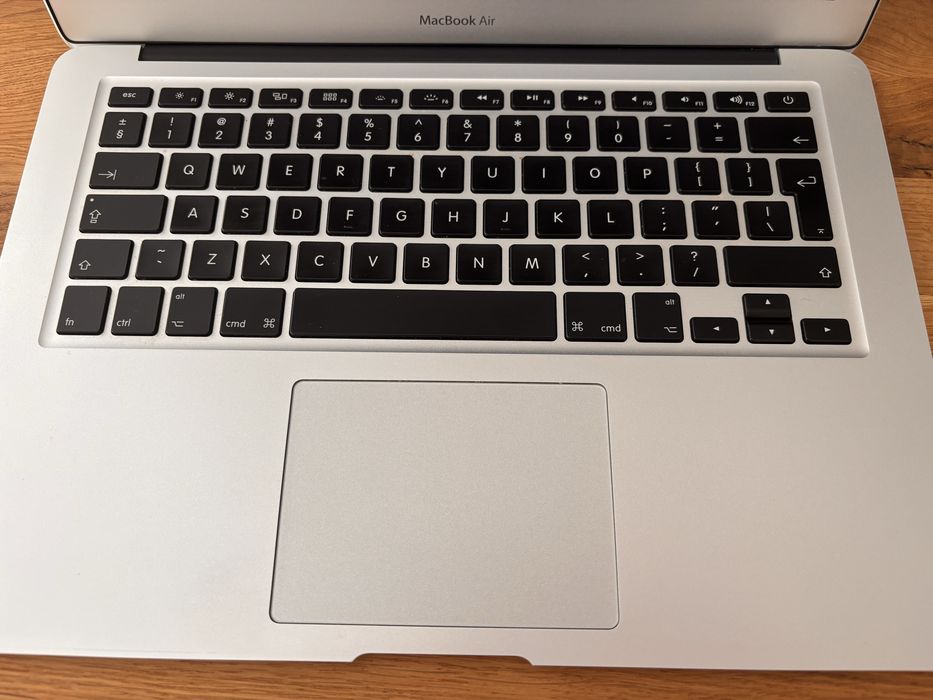 MacBook Air 13-inch 2014