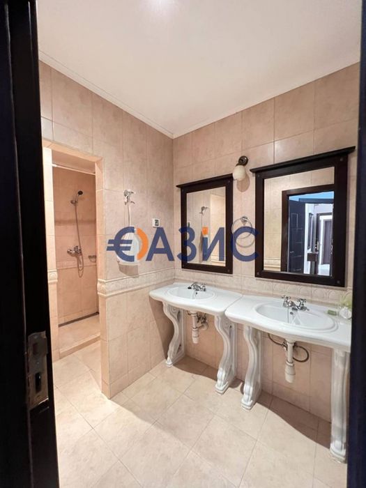 Продава се Тристаен апартамент в Обзор - 126 кв.м за 508 €/кв.м - Снимка #13