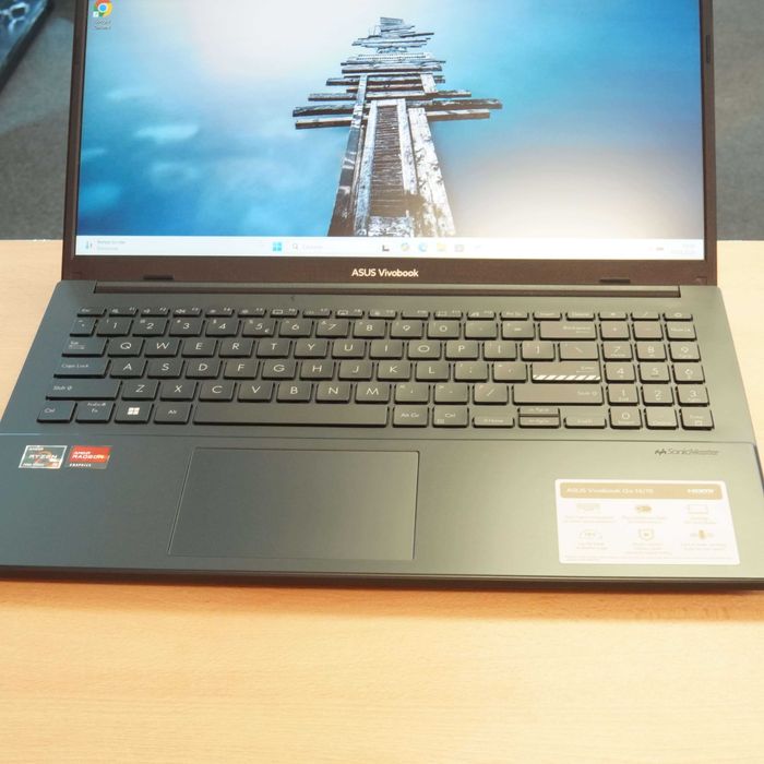 Laptop Asus Vivobook L1504F 15.6'' AMD Ryzen 5 7250U 16 GB DDR4, 512 GB, Midnight