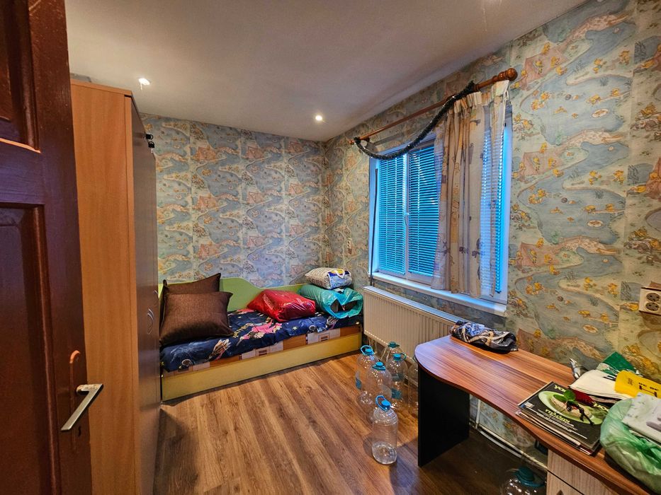 Къща село Поликраище