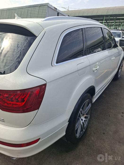 Audi Q7 ideally holatda